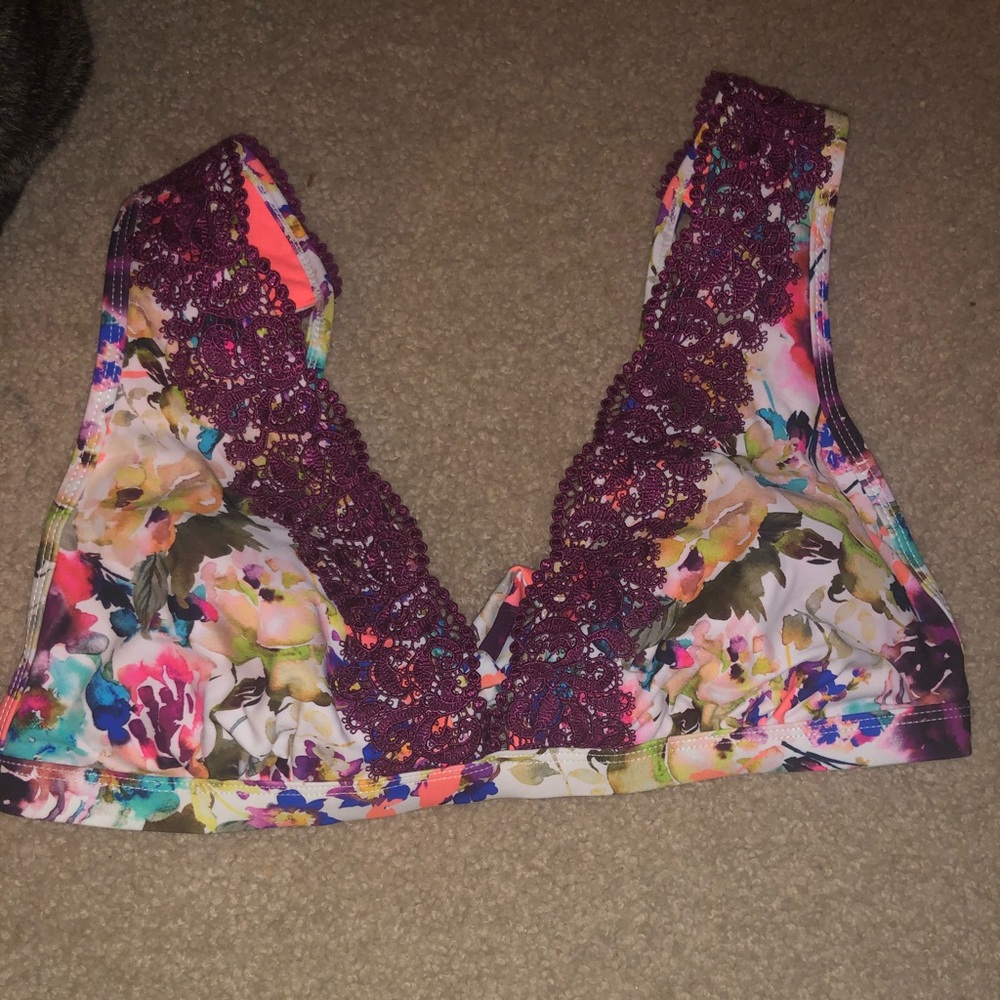 lace flower top